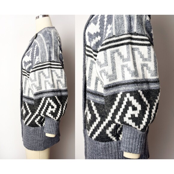 1980s Cardigan Size Large 80s Southwestern Style Sweater Asymmetrical Cardigan - Picture 3 of 10